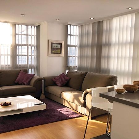 Purple&Brown Home Coruna A Coruna Ngoại thất bức ảnh