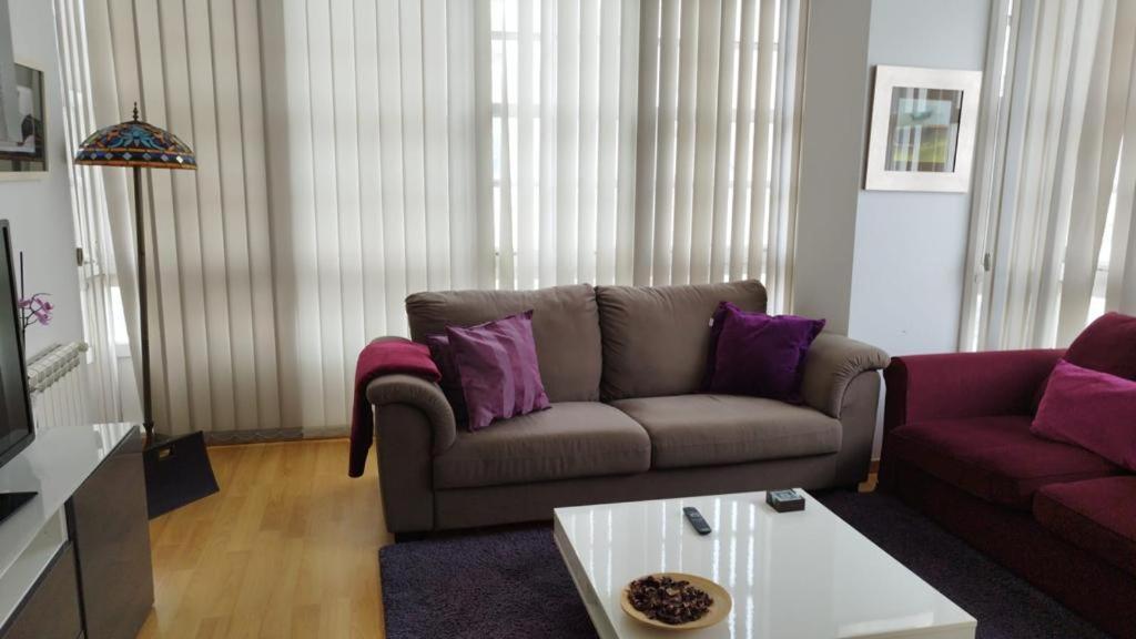 Purple&Brown Home Coruna A Coruna Ngoại thất bức ảnh